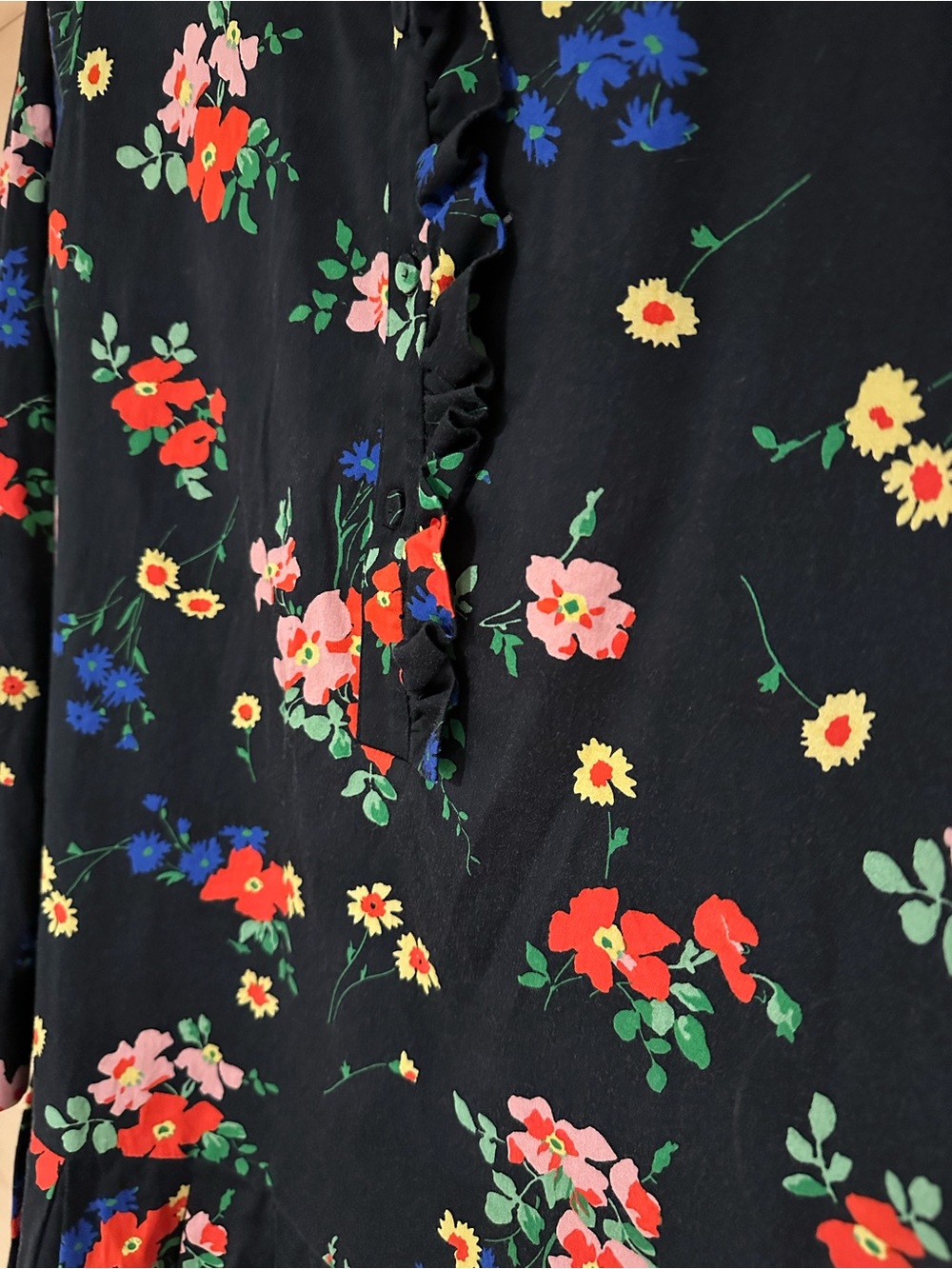 Tuckernuck Tate Dress XS Black Floral Ruffle Neck Dress - Multicolor Blossoms - Picture 3 of 4
